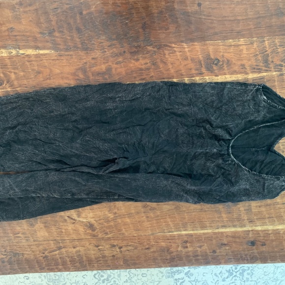 Take it to Go jumpsuit - Picture 3 of 4